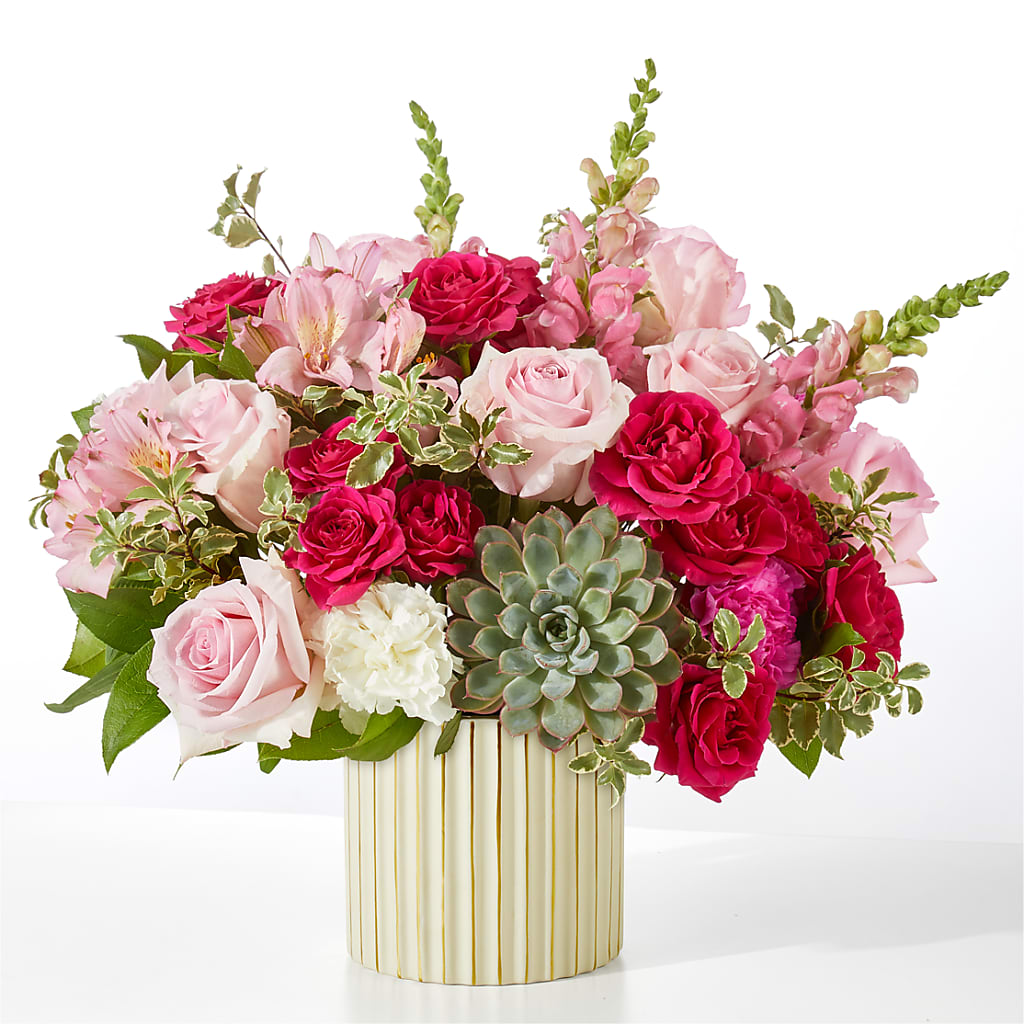 Magenta Musings Bouquet – Hy-vee, West Des Moines IA