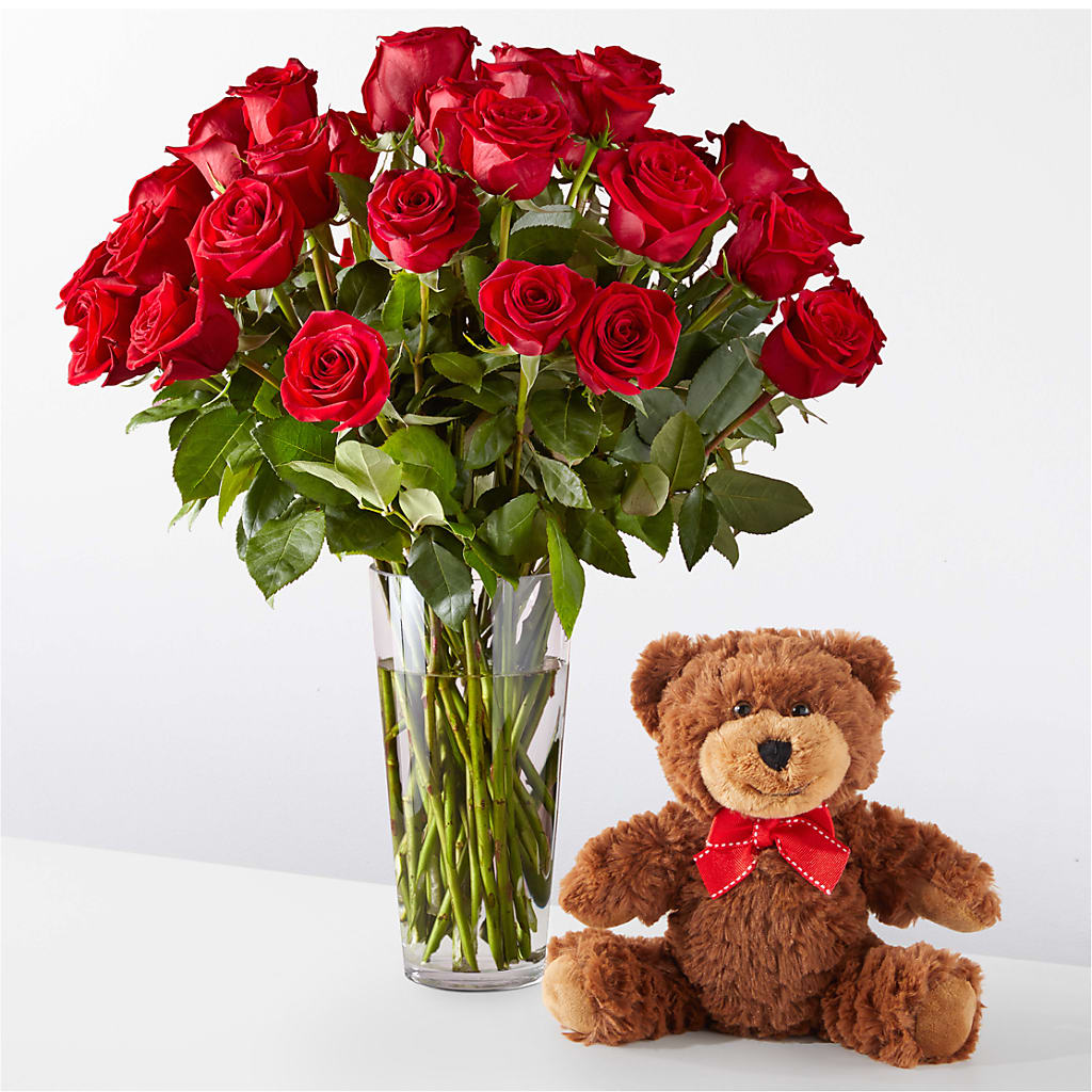 Romantic Long Stem Red Rose Bouquet Bundles – Hy-vee, West Des Moines IA