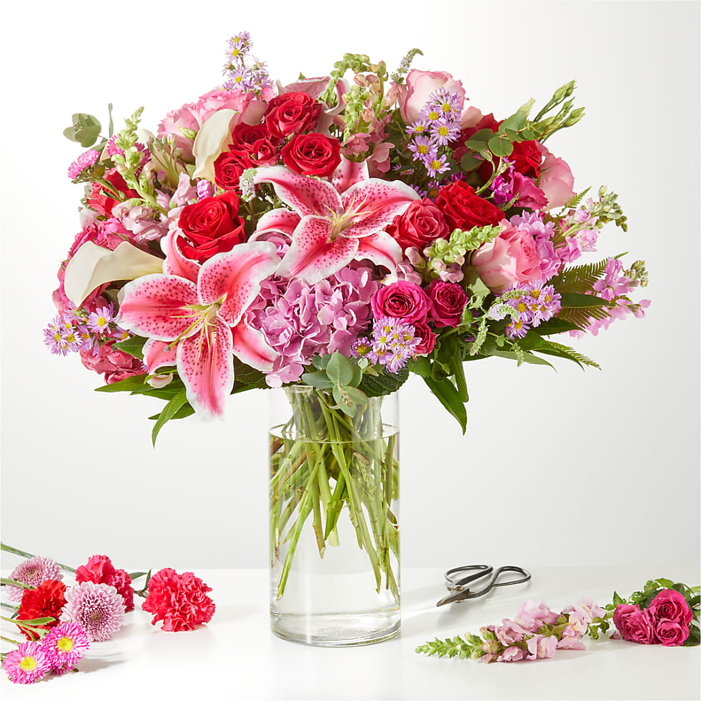 Swooning Over You - A Luxury Florist Original – Hy-vee, West Des Moines IA