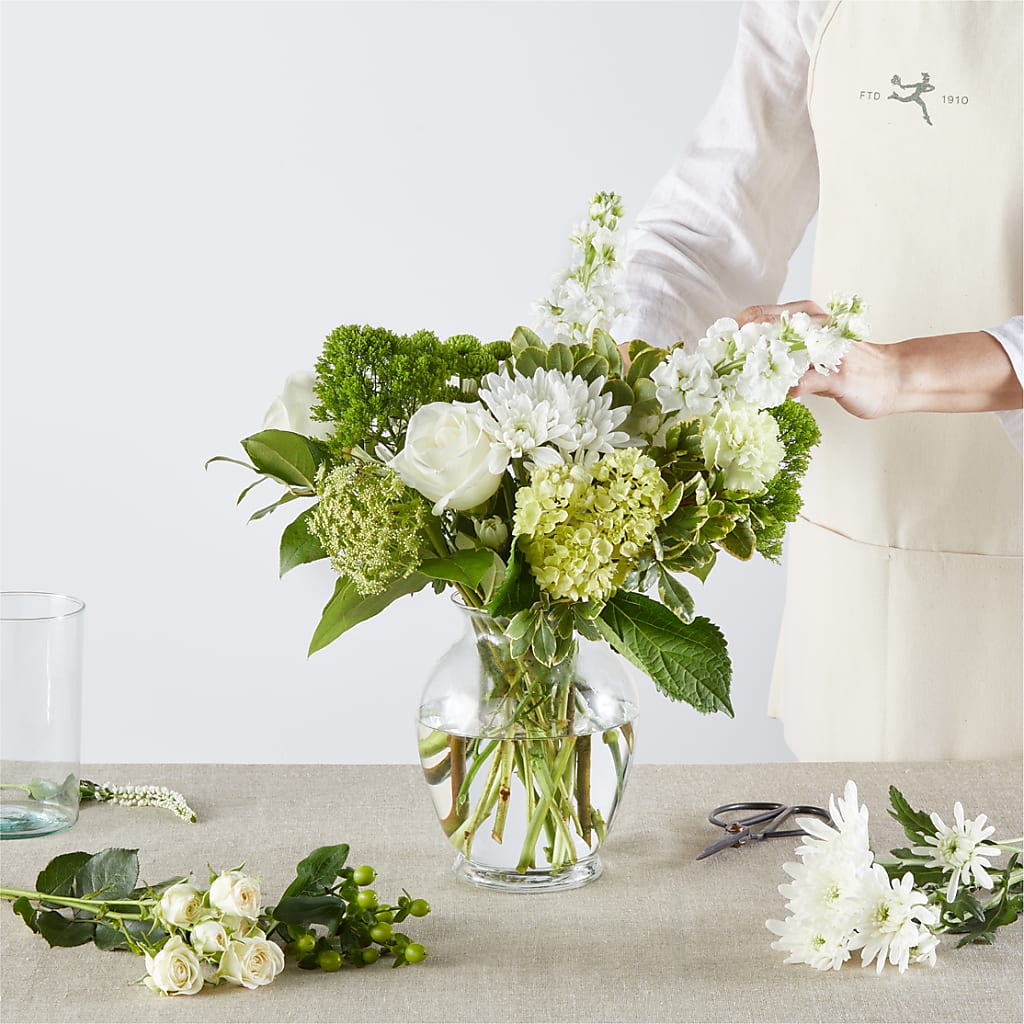 Irish Garden - A Florist Original – Hy-vee, West Des Moines IA