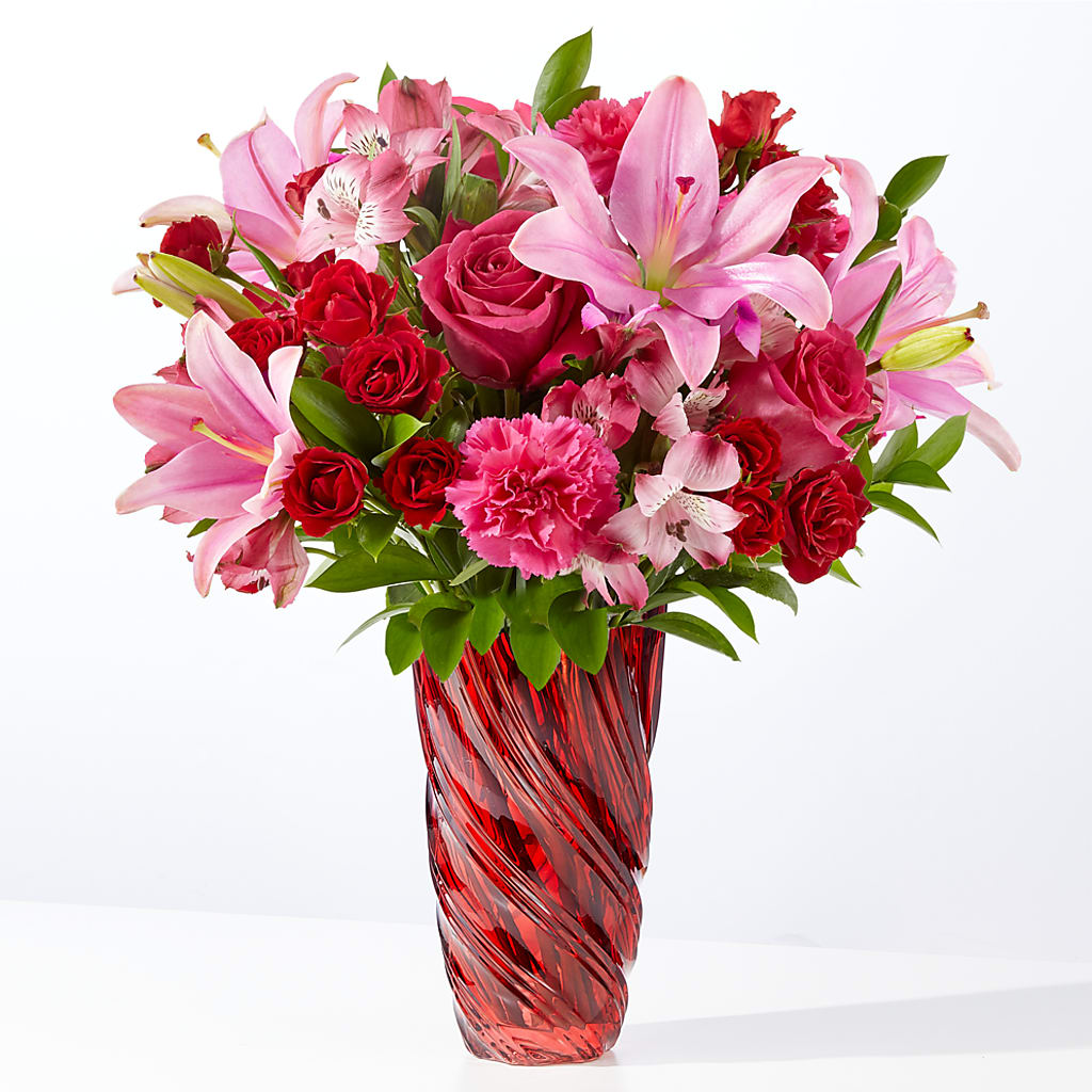 In Love Bouquet with Luxe Swirl Vase – Hy-vee, West Des Moines IA