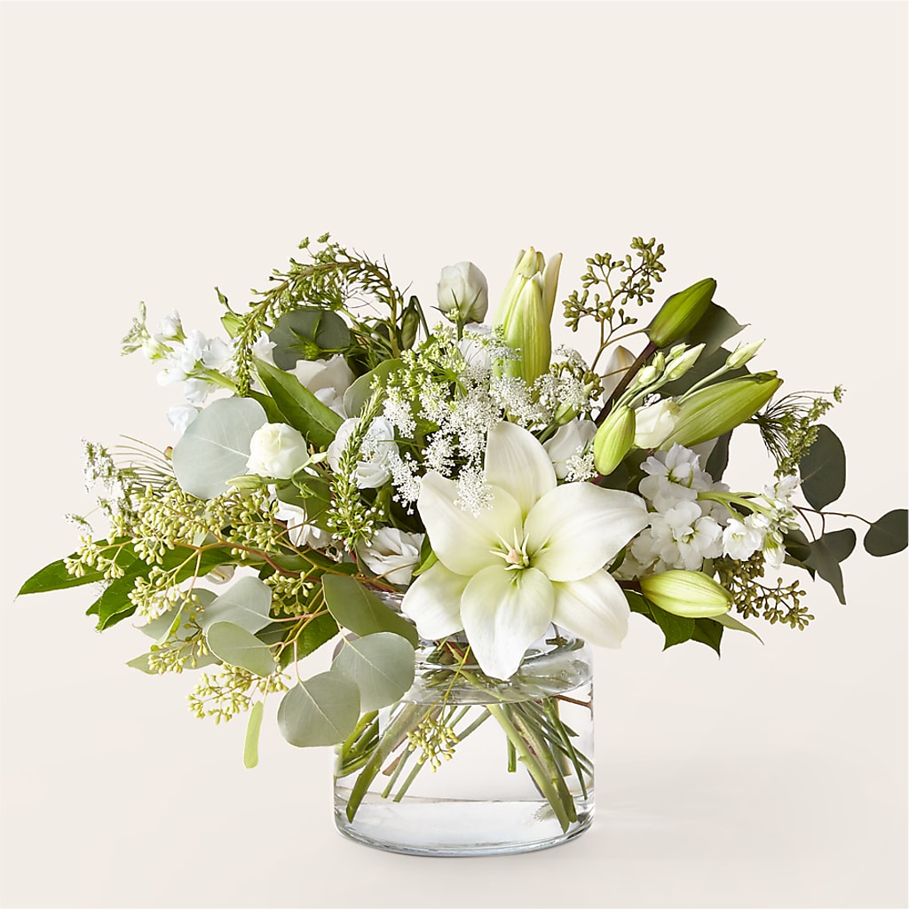 Alluring Elegance Bouquet – Hy-vee, West Des Moines IA