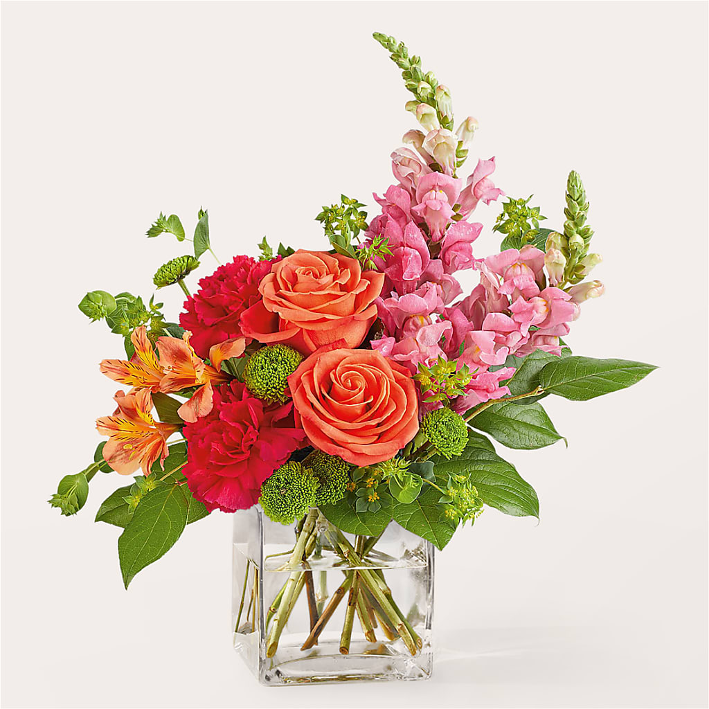 Cosmopolitan Bouquet – Hy-vee, West Des Moines IA