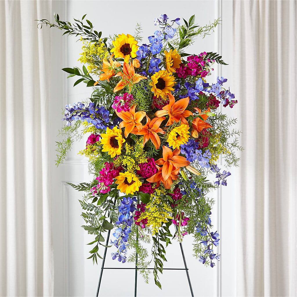 Sunlit Memories Standing Spray (Standard) – Hy-vee, West Des Moines IA
