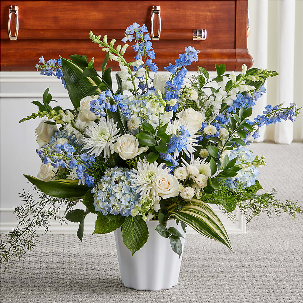 Everlasting Memories Floor Basket – Hy-vee, West Des Moines IA