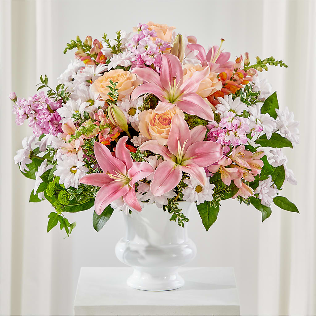 Heartfelt Gesture Urn Arrangement – Hy-vee, West Des Moines IA