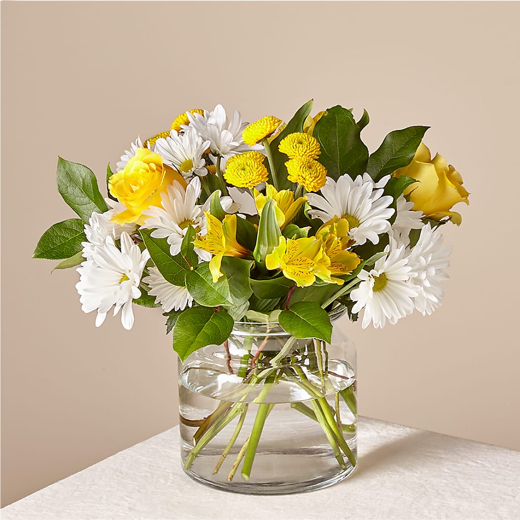 Sunny Sentiments Bouquet – Hy-vee, West Des Moines IA