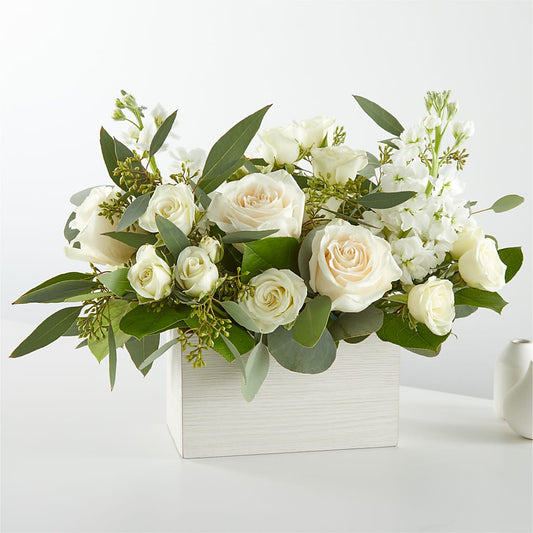 Fresh Linen Box Bouquet –  Hy-vee, West Des Moines IA
