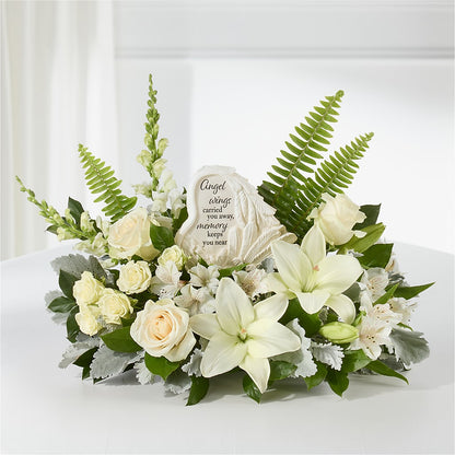 Holding You Close Arrangement –  Hy-vee, West Des Moines IA