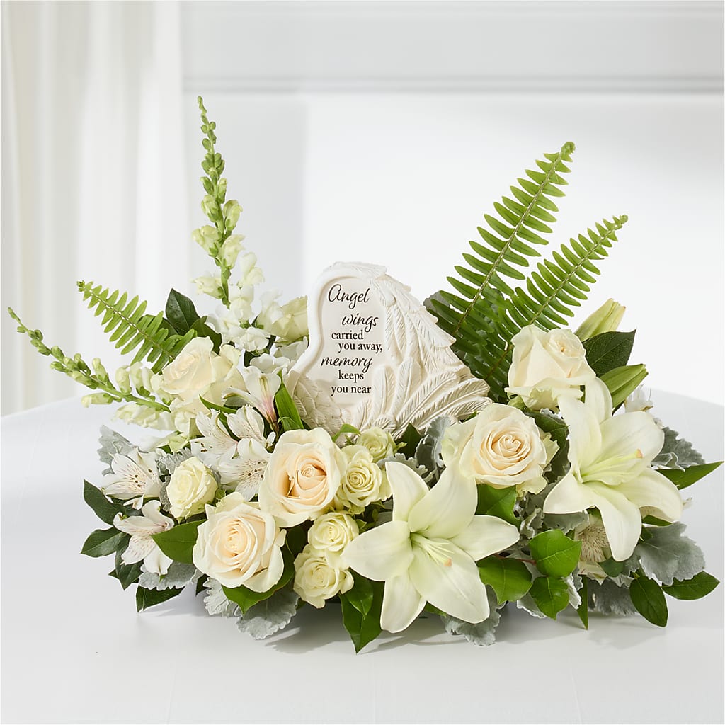 Holding You Close Arrangement –  Hy-vee, West Des Moines IA