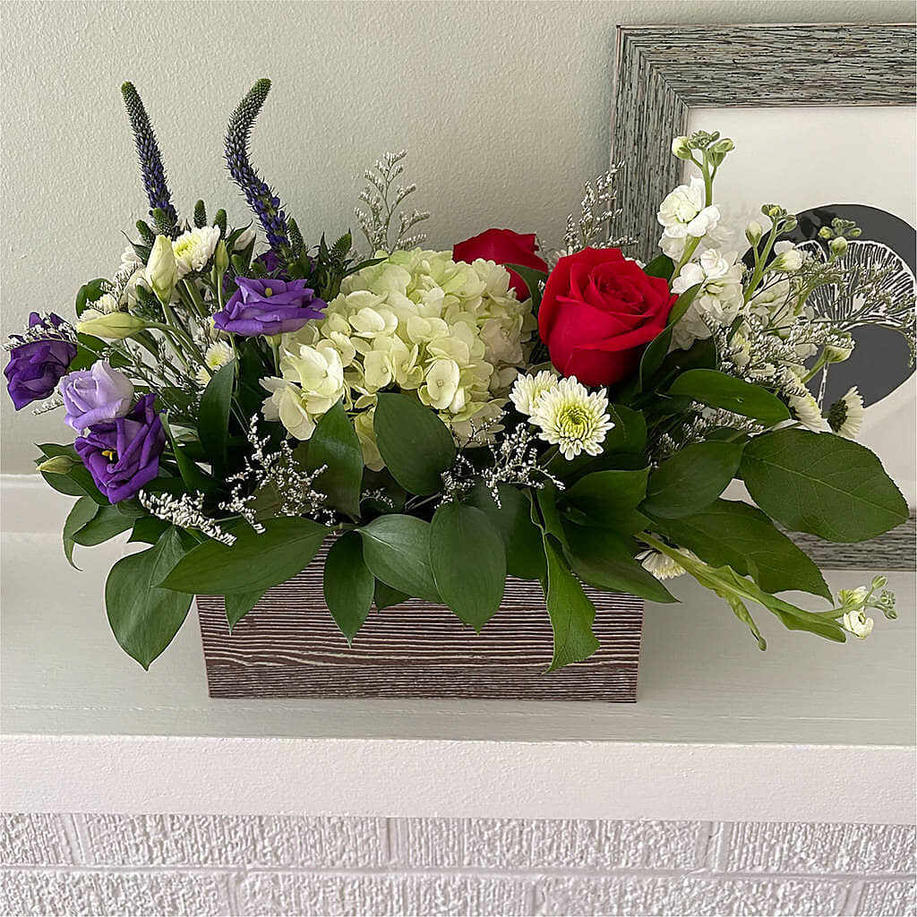Sweet Magnolia Bouquet –  Hy-vee, West Des Moines IA