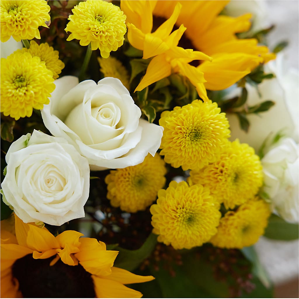 Luminous Morning Bouquet –  Hy-vee, West Des Moines IA