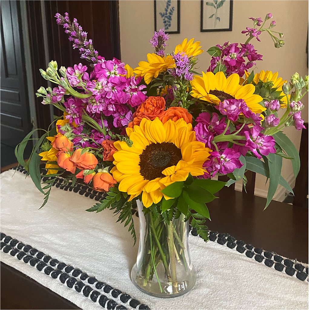 Rays of Life Bouquet –  Hy-vee, West Des Moines IA