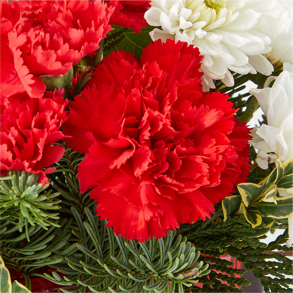 Christmas Market Bouquet –  Hy-vee, West Des Moines IA