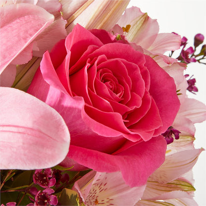 Lucky in Love Bouquet –  Hy-vee, West Des Moines IA