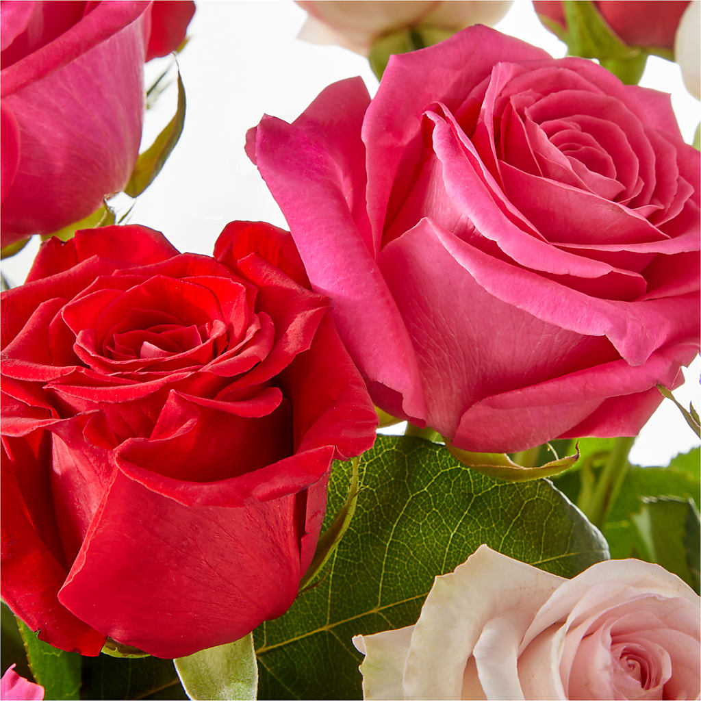 Charming Rose Bouquet –  Hy-vee, West Des Moines IA
