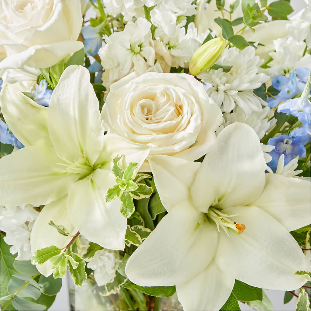 Peace of Mind Bouquet –  Hy-vee, West Des Moines IA
