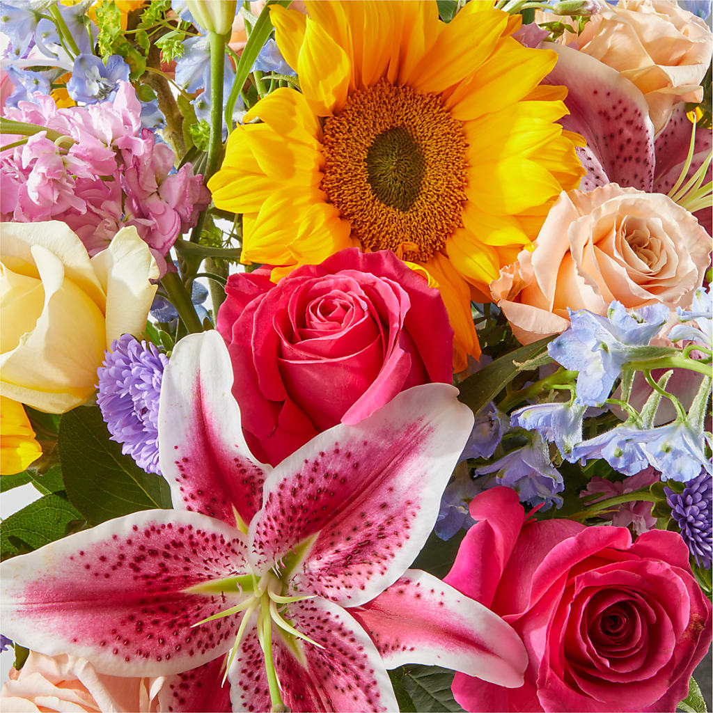 Dreamy Meadows Bouquet –  Hy-vee, West Des Moines IA