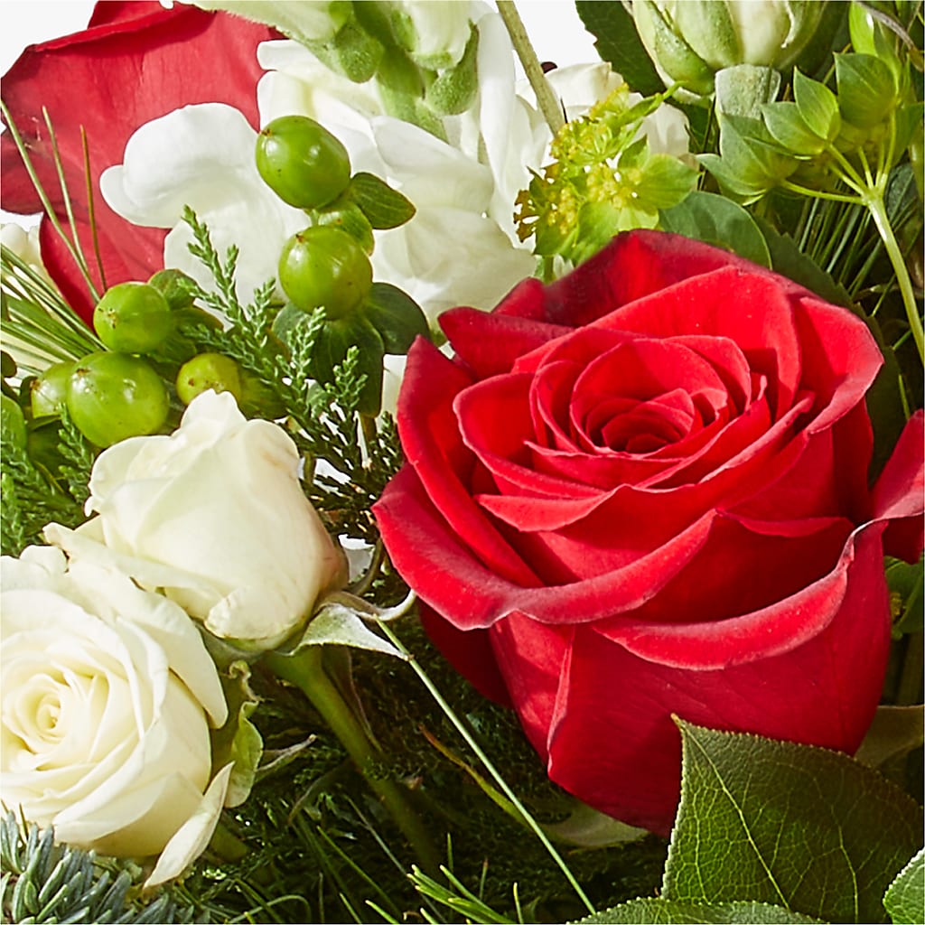 Deck the Halls Bouquet –  Hy-vee, West Des Moines IA