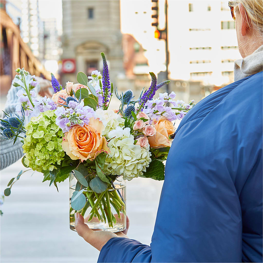 Porch Swing Bouquet –  Hy-vee, West Des Moines IA