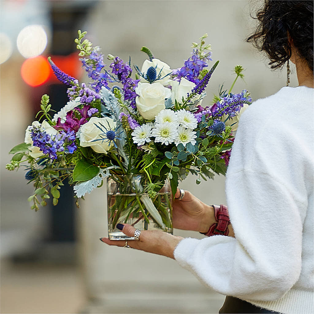 Shooting Star Bouquet –  Hy-vee, West Des Moines IA