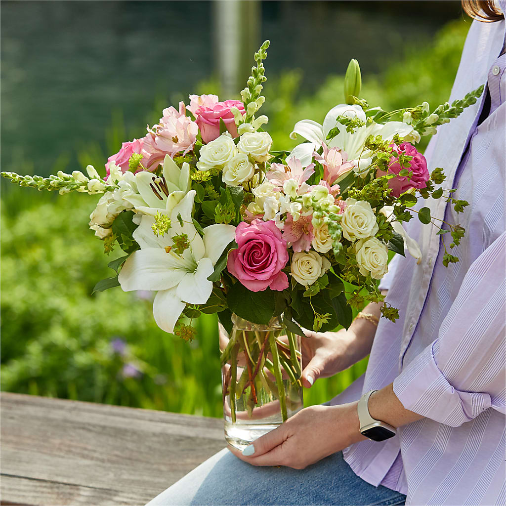 Fondly Bouquet –  Hy-vee, West Des Moines IA